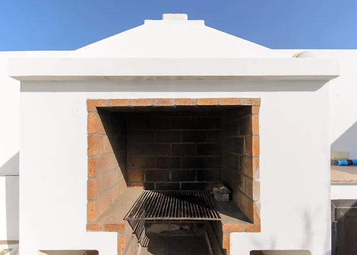 Famara Beach Apt