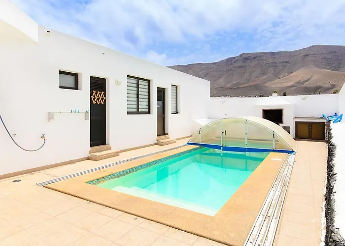 Lejlighed Famara Beach Apt *