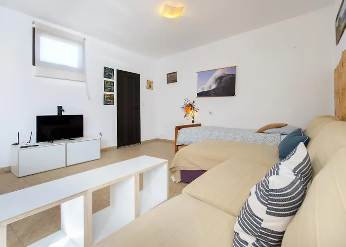 Famara Beach Apt *